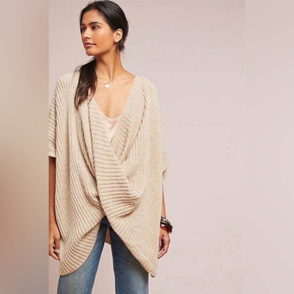 Anthropologie Crossover Cream Knit Poncho. Size O/S